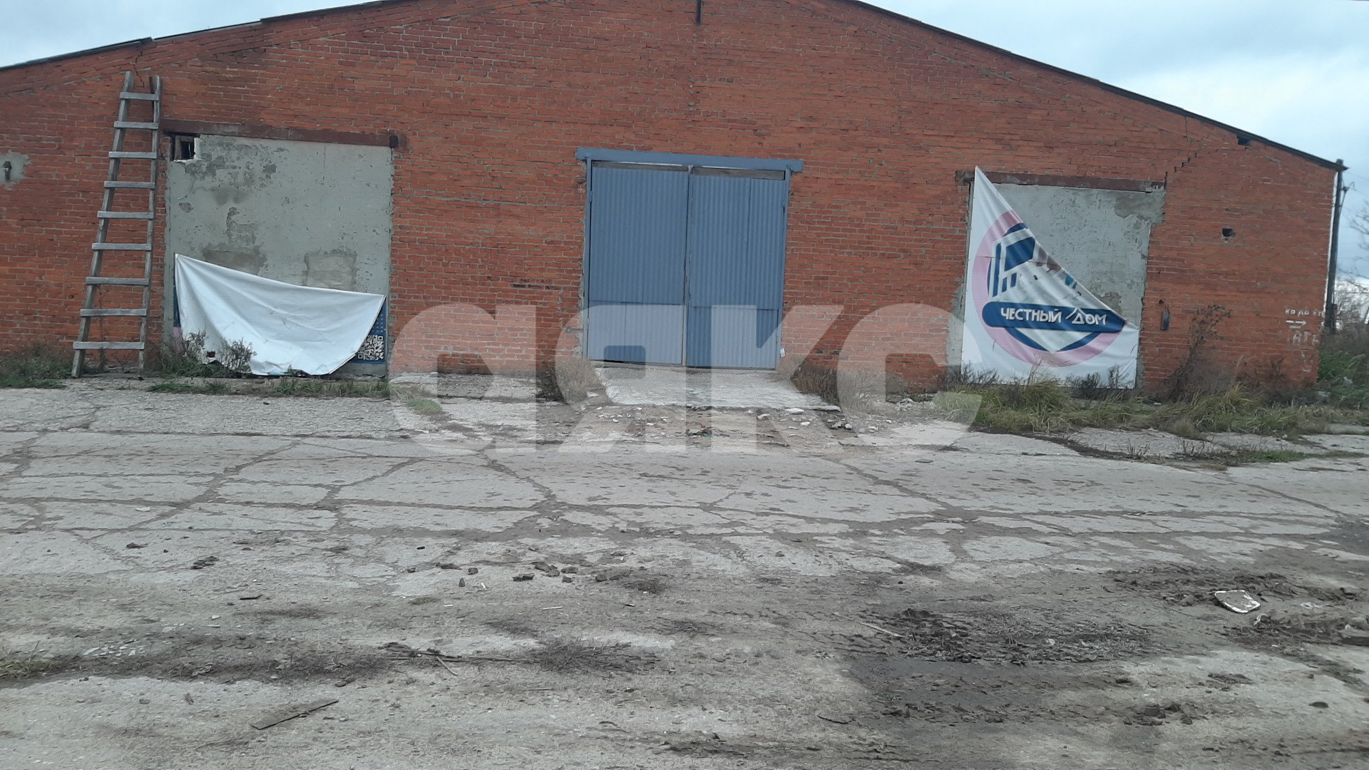 Фото №12: Коммерция 1000 м² - Усадище