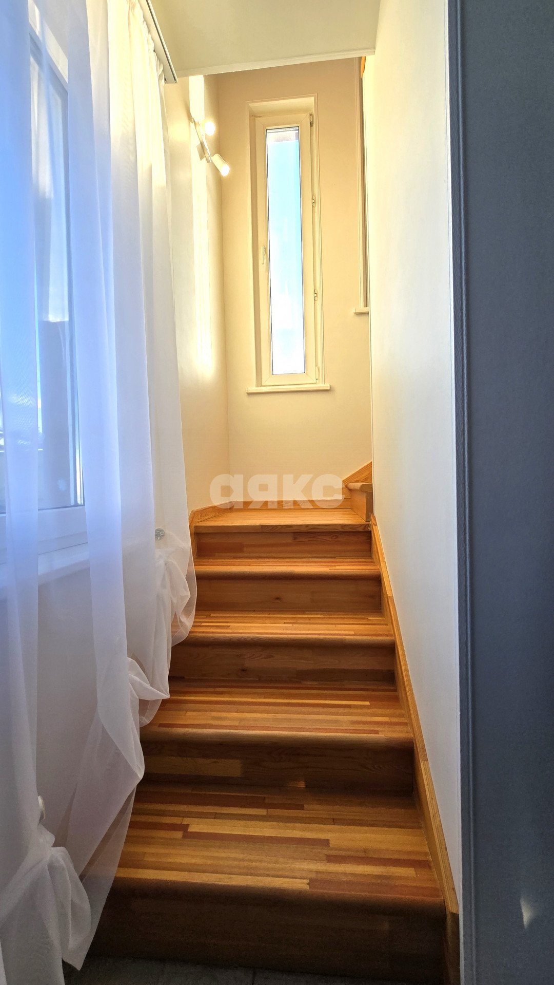 Фото №17: Дом 140 м² + 30 сот. - КП Золотая подкова, ул. Сиреневая